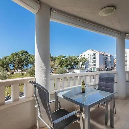 Maris Lux Makarska